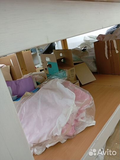 Раскройный стол и дополнительное освещение