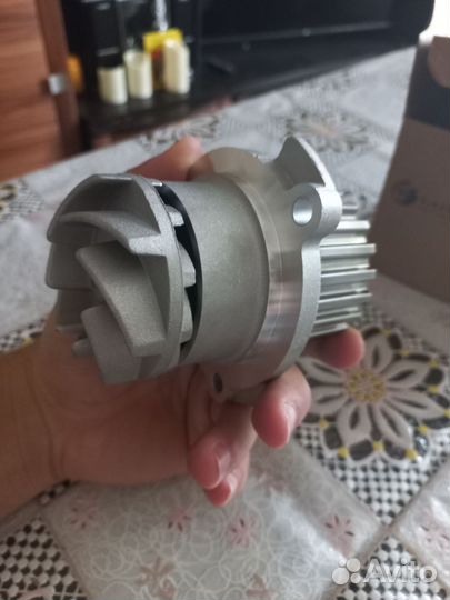 Водяной насос Luzar lwp0108