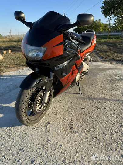 Honda cbr 600 f