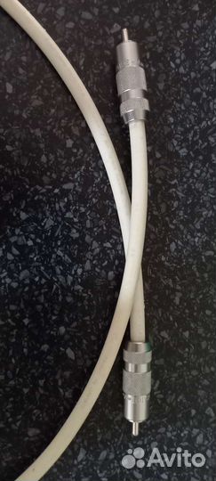 Oyaide DST-75. Коаксиальный