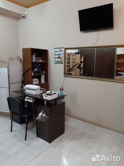 Аренда рабочего места маникюра/парикмахера