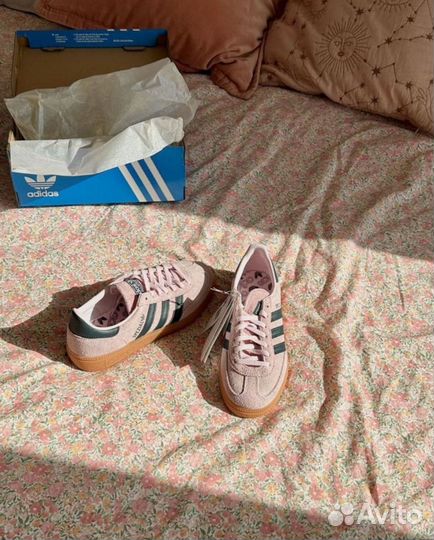 Adidas Spezial pink colour