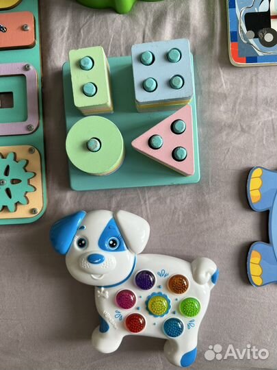 Развивающие игрушки для малышей