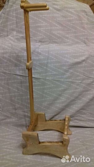 Стойка (держатель, подставка) под гитару