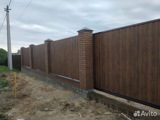 Монтажники заборов, навесов и откатных ворот