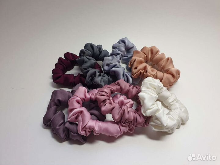 Резинка для волос ручной работы на 2 3 оборота