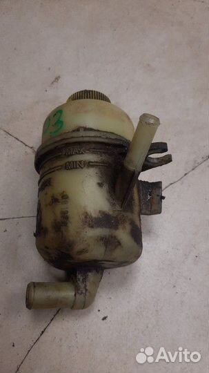 Бачок гидроусилителя Mazda 323