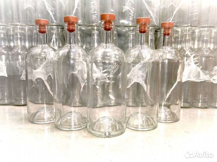 Бутылка 1л Ника