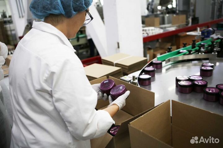 Комплектовщик на склад косметики вахта