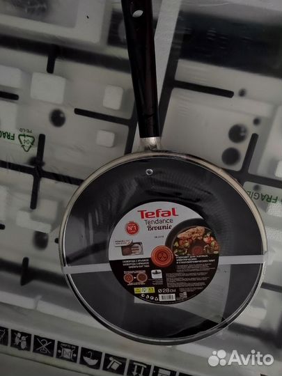Новая сковорода Tefal Tendance Brownie 28см