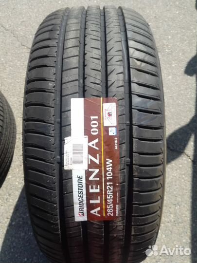 Bridgestone Alenza 001 265/45 R21 104W