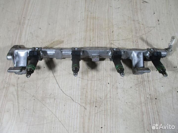 Топливная рампа Ford Fusion 2002