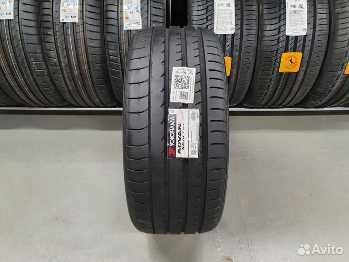 Yokohama Advan Sport V105 235/50 R19