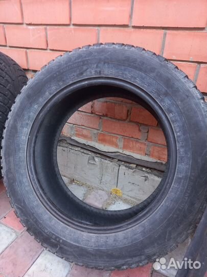 Nokian Tyres Hakkapeliitta Sport Utility 225/60 R17