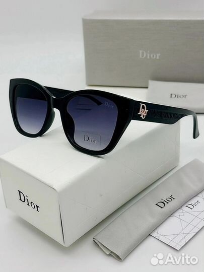 Солнцезащитные очки dior