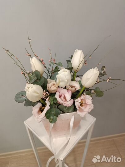 Тюльпаны, букеты на 8 марта