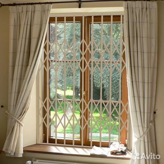 Раздвижные Решётки на окна для дома и квартиры