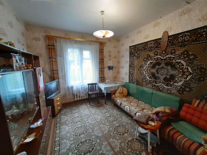 3-к. квартира, 52 м², 1/2 эт.