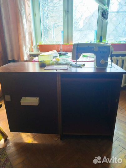 Швейная машинка ножная veritas 8014/35