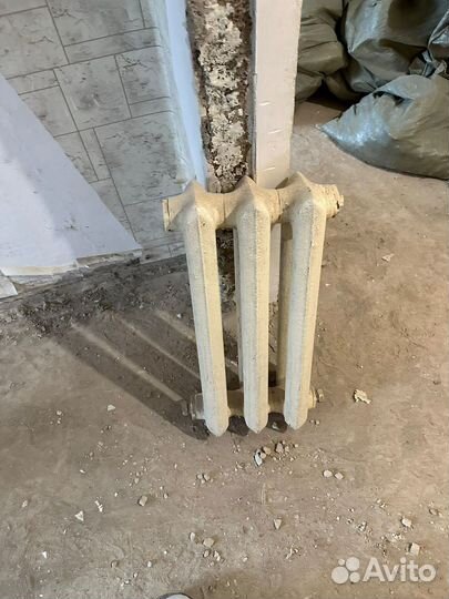 Чугунные батарея бу 3 секции