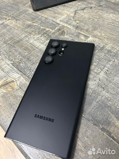 Samsung Galaxy S22 Ultra (Snapdragon 8 Gen1), 12/2
