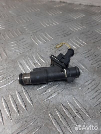 Форсунка Fiat Ulysse минивэн 2.0 RFN 2003