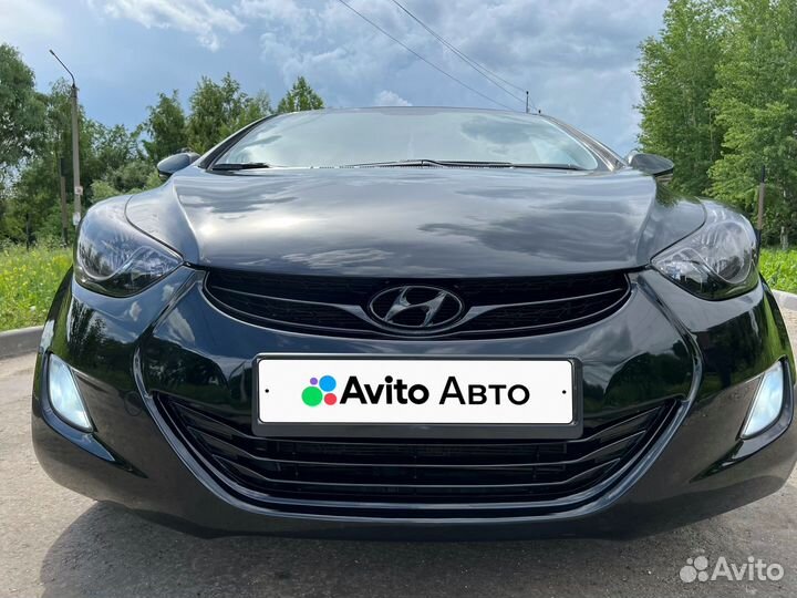 Hyundai Elantra 1.6 AT, 2012, 130 000 км