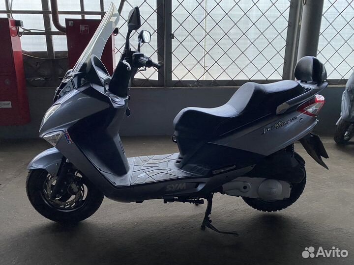Скутер sym joyride 200i EVO