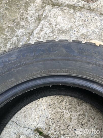 Marshal I'Zen Ice King KW21 235/60 R17