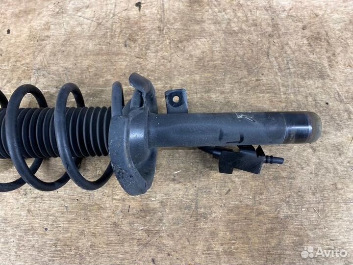 Передняя Левая Стойка Mazda 3 BL Хэтчбек Седан