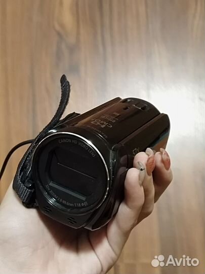 Видеокамера canon legria HF R76