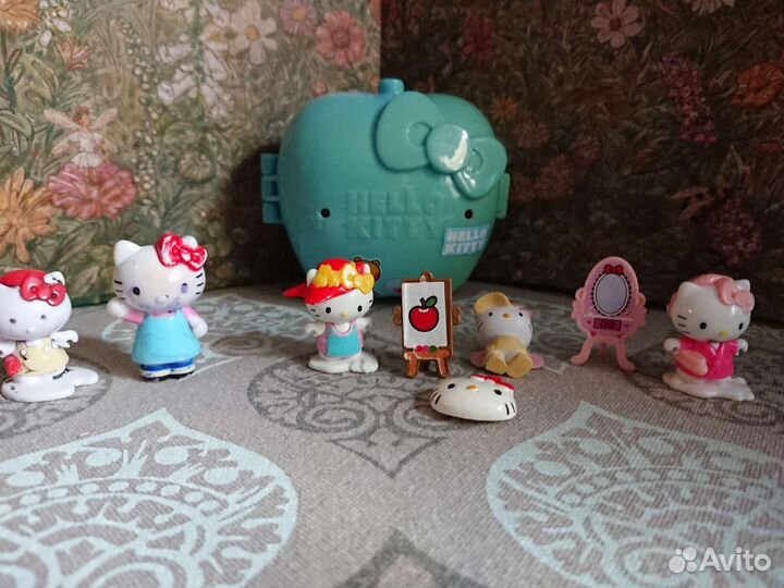 Фигурки Лунтик от киндеров, Хеллоу кити