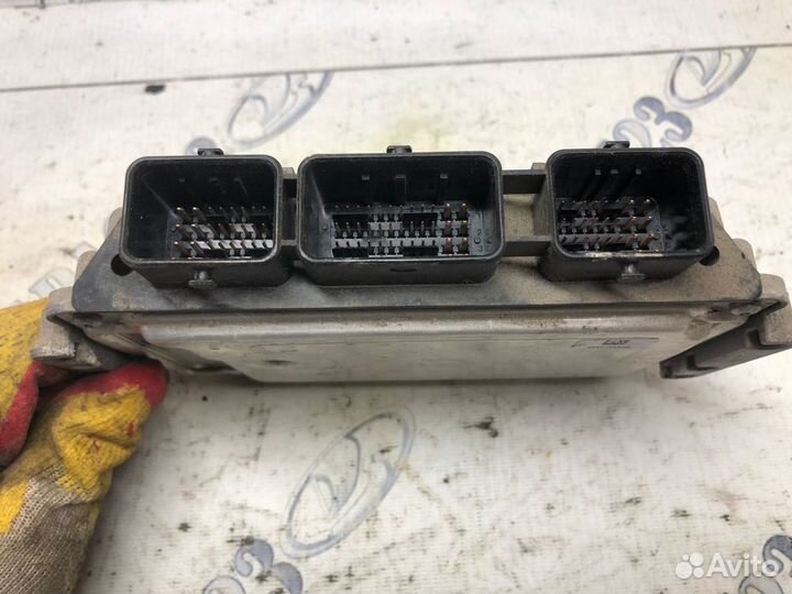 Блок управления двс Peugeot TU5JP4