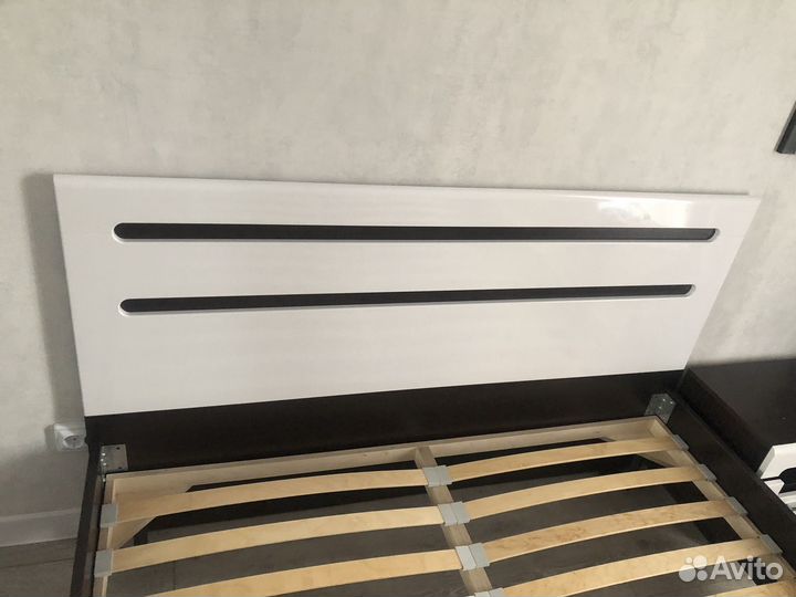 Кровать двухспальная