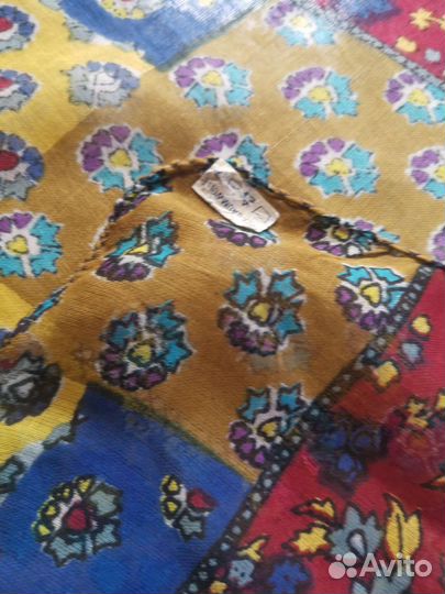 Хлопок большой красивый платок