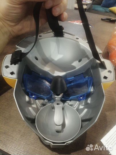 Герои в масках игрушки