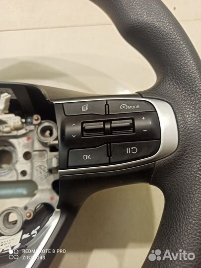 Рулевое колесо(руль) (Kia K5 III)