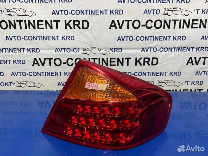 Стоп задний правый Nissan Skyline V35 VQ25DD