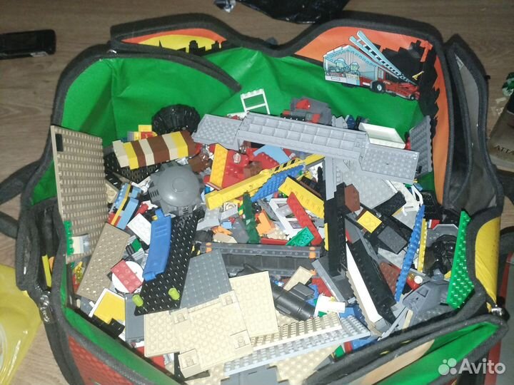 Lego много деталей+Чехол-коробка