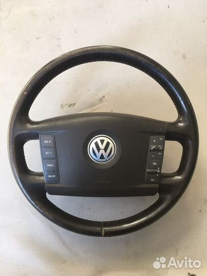 Рулевое колесо Volkswagen Phaeton (1911)
