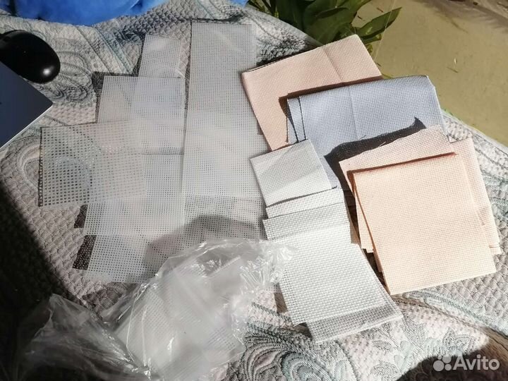 Канва для вышивания, наклейки, основа для брелока