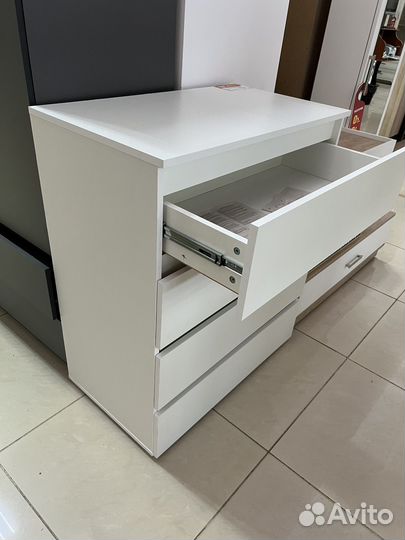 Комод Хелен белый