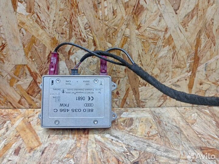 Усилитель антенны Audi Q7 4L 3.0 BUG 2005-2015