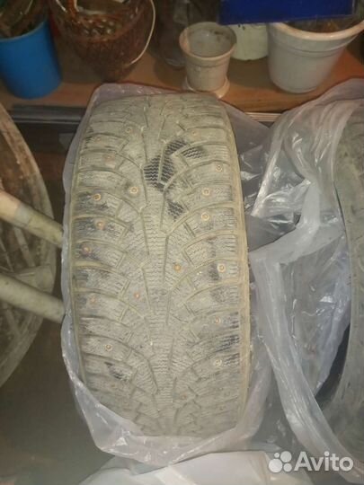 Winrun WR-12 215/45 R17