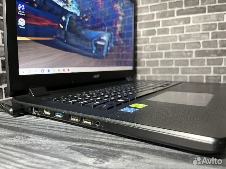 Мощный ноутбук Aser Nvidia 910M/SSD/17.3