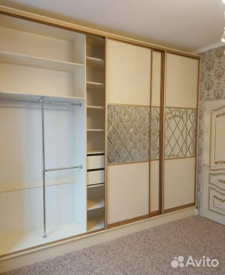 Шкаф распашной