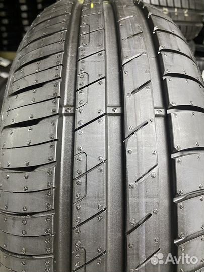 Goodyear EfficientGrip Performance 195/65 R15