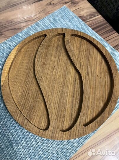 Деревянная сырная тарелка
