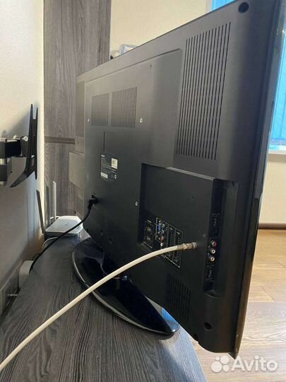 Телевизор Toshiba 40LV703R