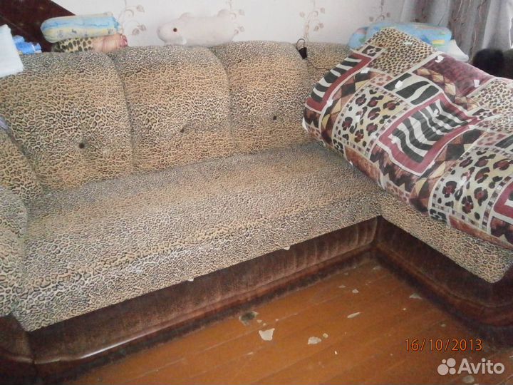 Диван угловой